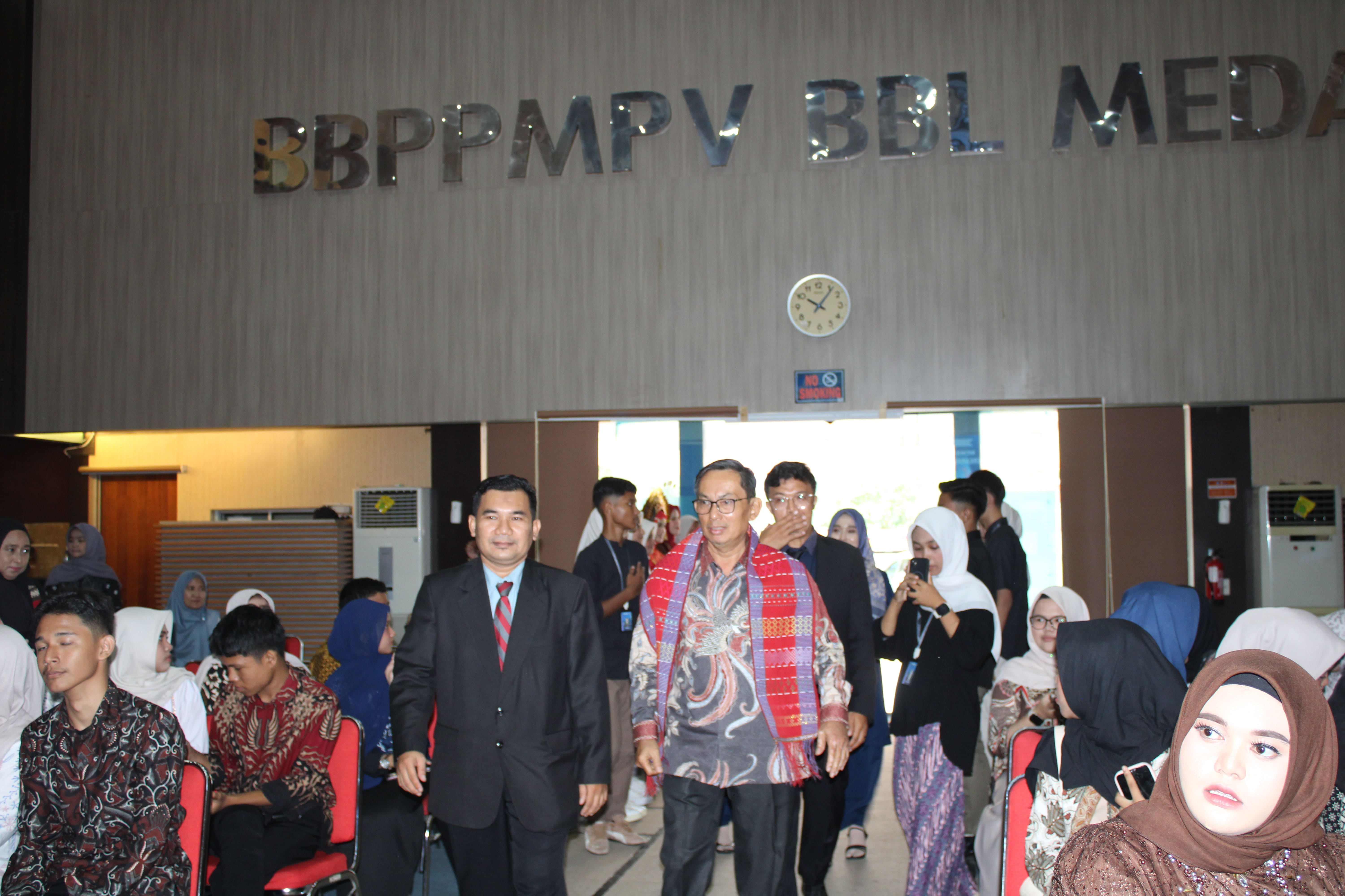 Pelepasan Siswa Kelas XII 